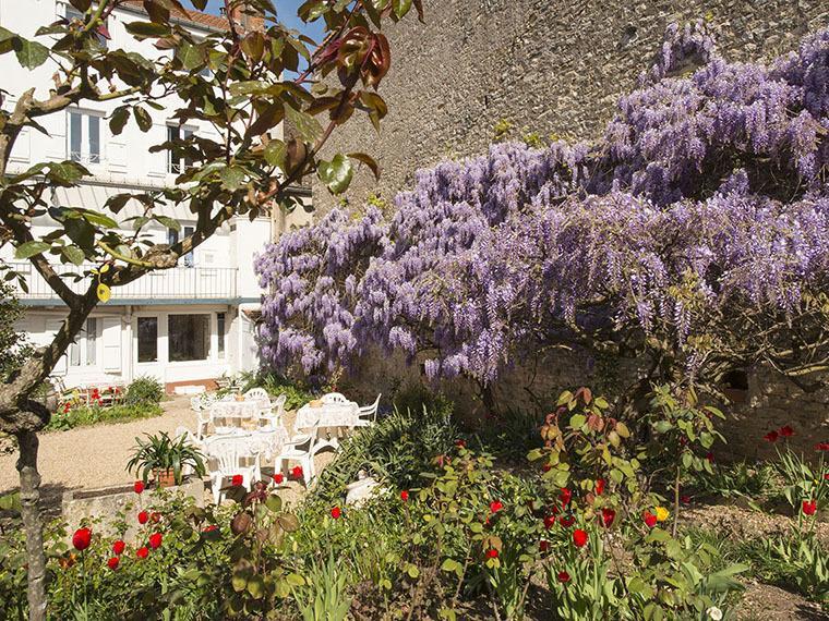 Hotel De La Ferte Chagny  Εξωτερικό φωτογραφία