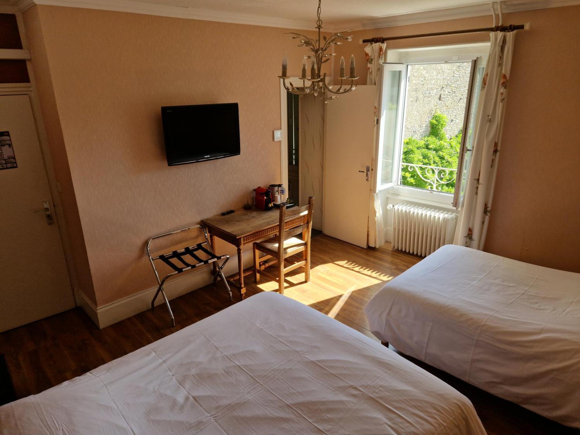 Hotel De La Ferte Chagny  Εξωτερικό φωτογραφία