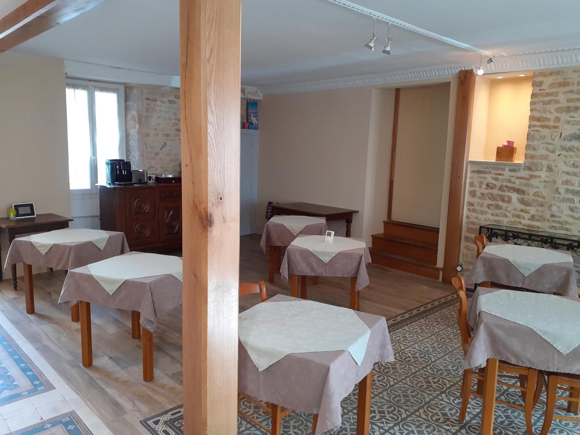 Hotel De La Ferte Chagny  Εξωτερικό φωτογραφία