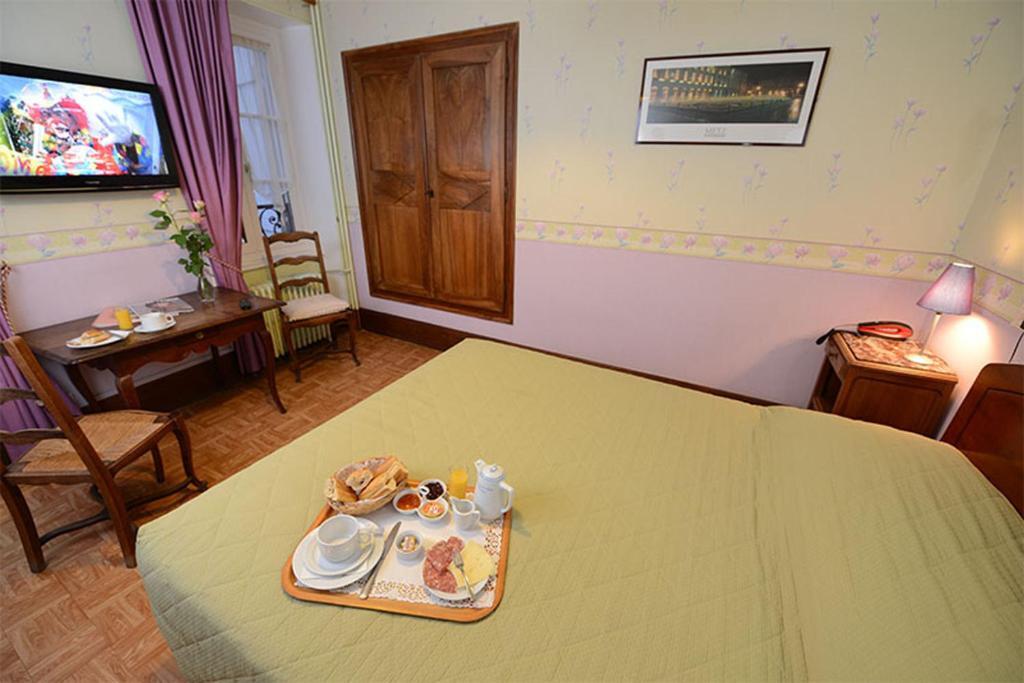 Hotel De La Ferte Chagny  Εξωτερικό φωτογραφία
